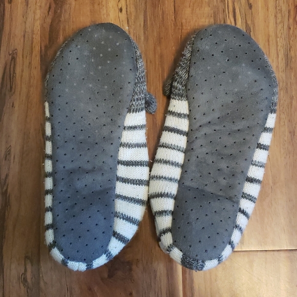 Cat slippers - Picture 2 of 4